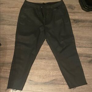 Coated Black Ankle & Cropped Jeans